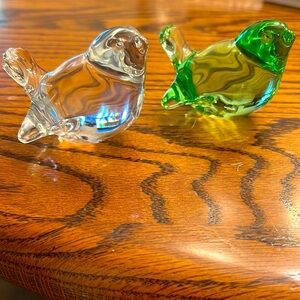 Glass Bird Figurine Paperweight Art Figures 2pc Set Clear and Green Home Decor